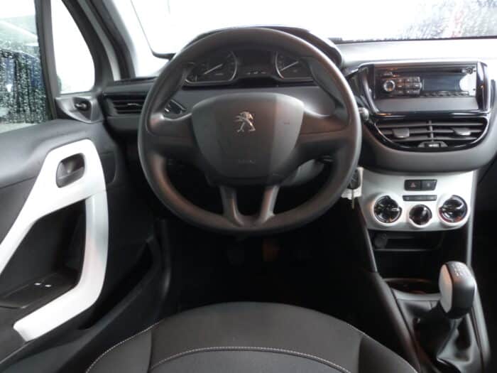 Peugeot 208 1.2 pure tech 68cv like 5 portes – Image 3